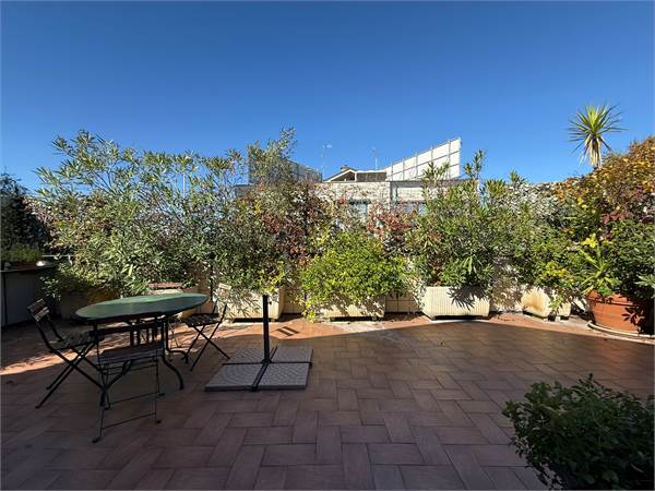 4 o màs locales en venta la Milano